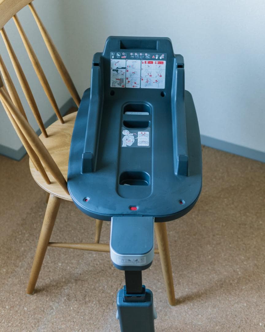 ブラック チャイルドシート ISOFIX対応