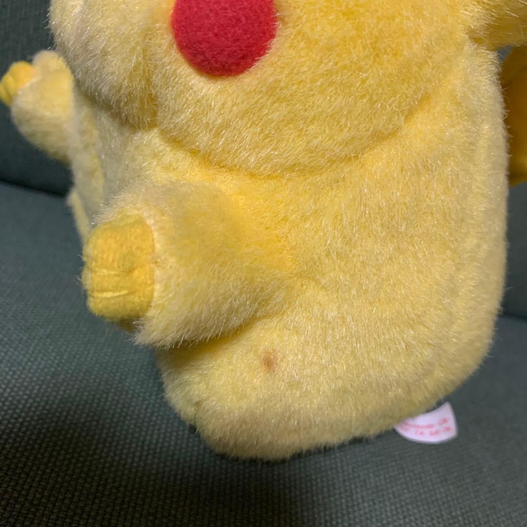 ピカチュウ ぬいぐるみ 置き物 ３体セット TOMY 陶磁器 フィギュア