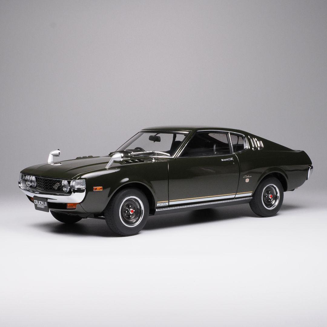 オートアート 1/18 トヨタ セリカ 2000GT モスグリーン