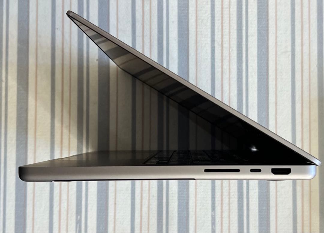 訳品MacBook Pro 14インチ M1 Pro/16GB/512GB