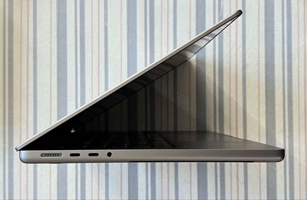 訳品MacBook Pro 14インチ M1 Pro/16GB/512GB