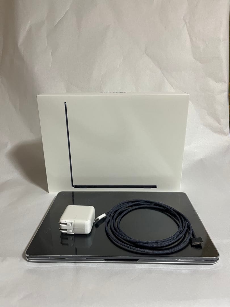 M2チップ　MacBook Air メモリ16GB SSD 256GB 美品