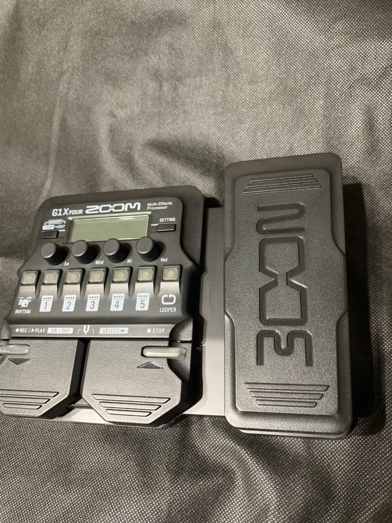 ZOOM G1X FOUR【中古】