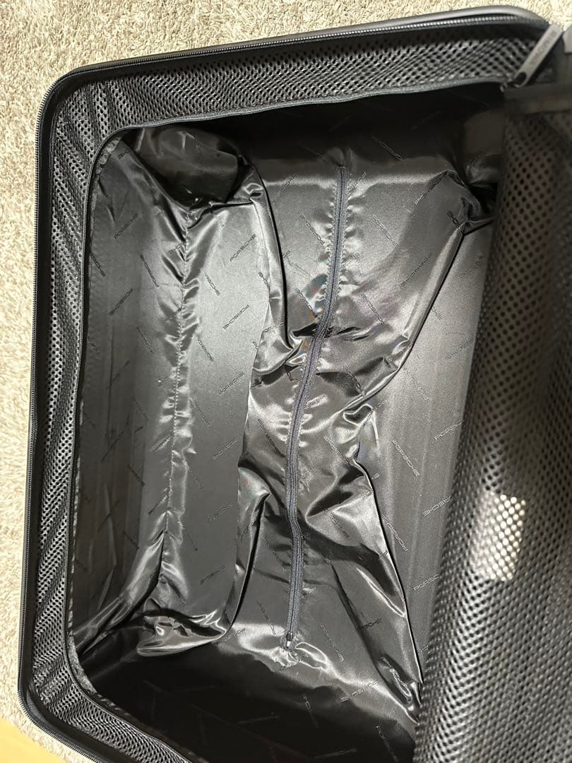 超稀少！！　PORSCHE × RIMOWA (ポルシェ純正アクセサリー)74L