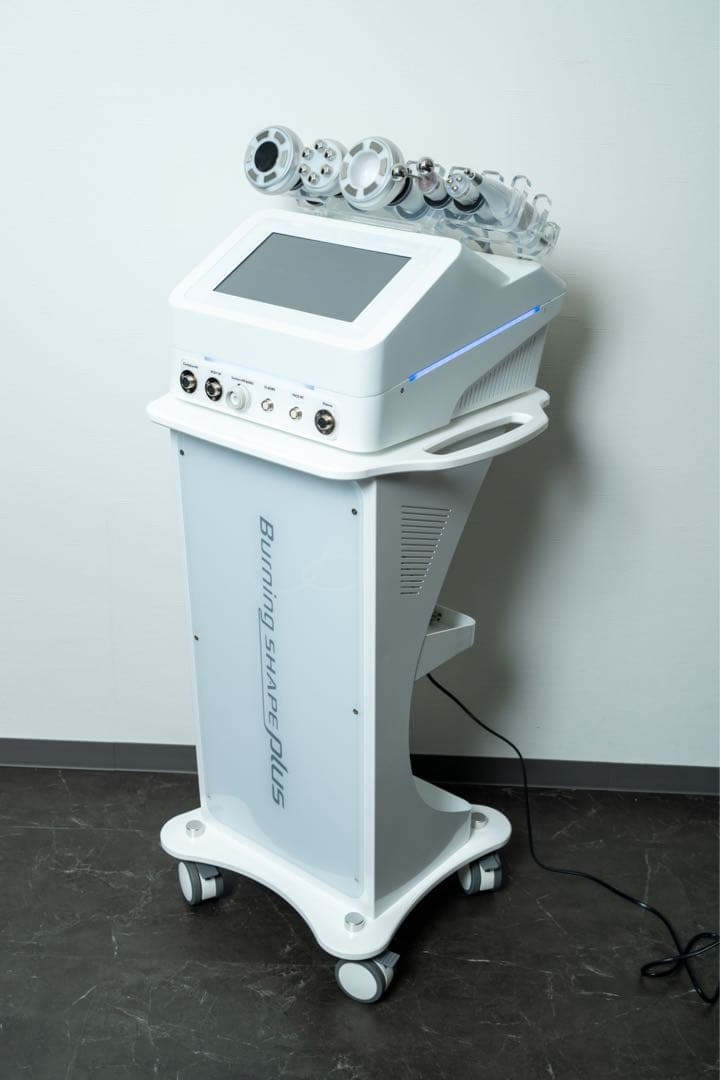 【最新美容機器】ハイパーナイフ、キャビテーション、EMS付き機器