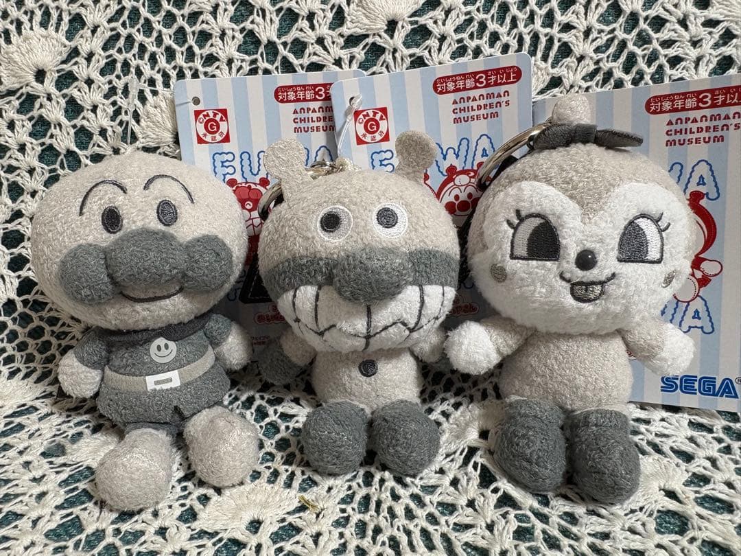 アンパンマンミュージアム限定　colorコレクション　モノトーン　全3種セット