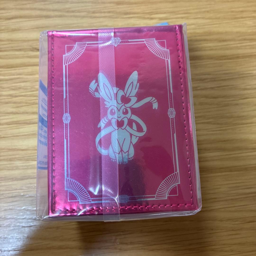 【新品未開封】コレクションファイル　イーブイズ　フリップデッキケース ニンフィア