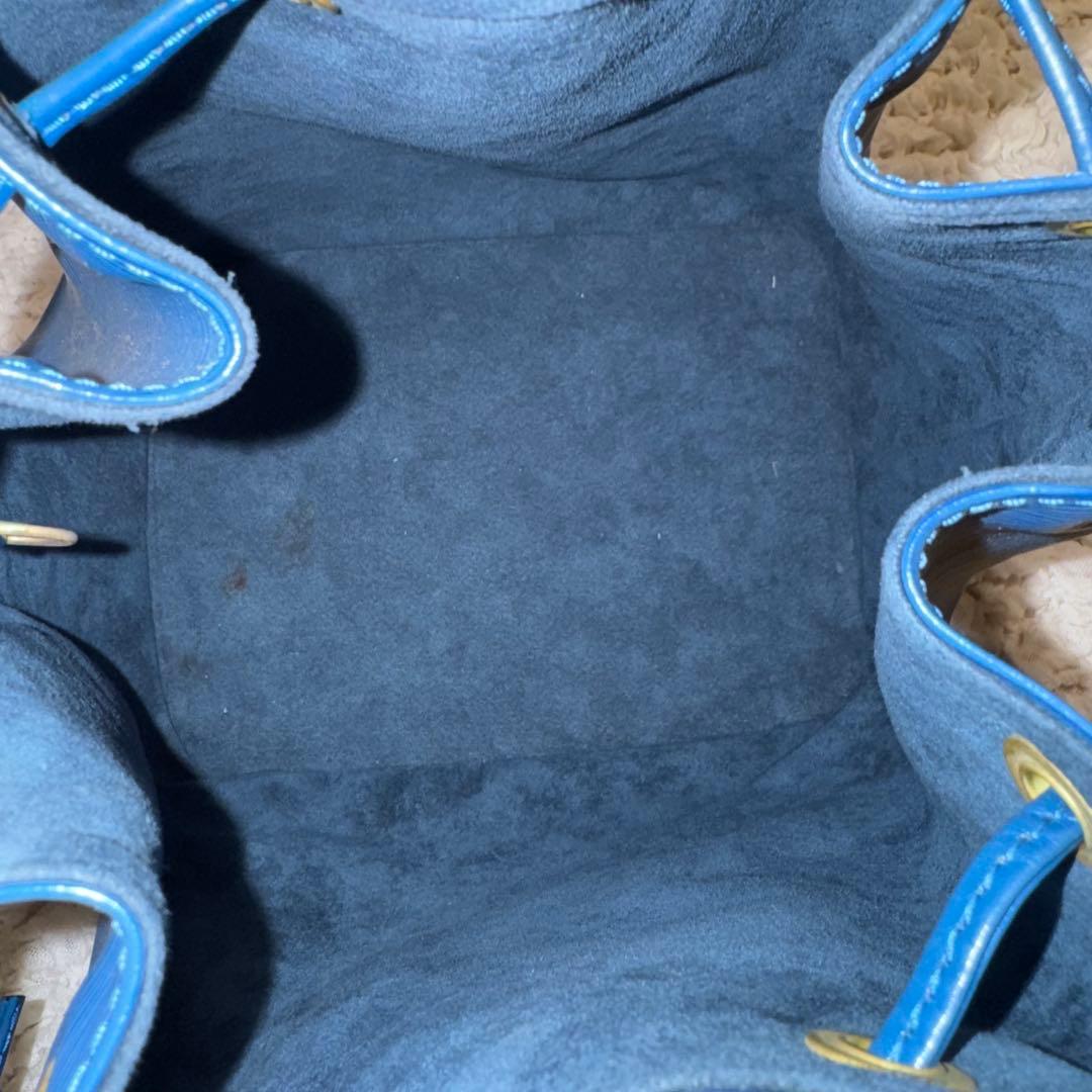 Louis Vuitton エピ