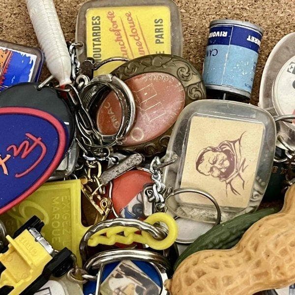 集めたくなる フレンチキーホルダー 100個セット フランス ヴィンテージ 1