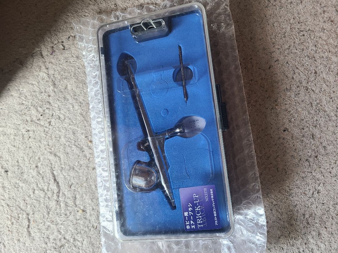 エアーブラシ用コンプレッサー &エアーブラシセット　CHMX6011-1