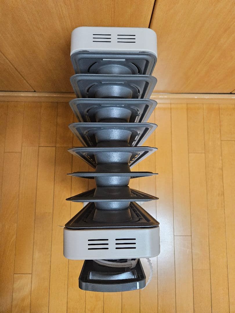 M*o様 De'Longhi オイルヒーターRHJ21F0812-GY