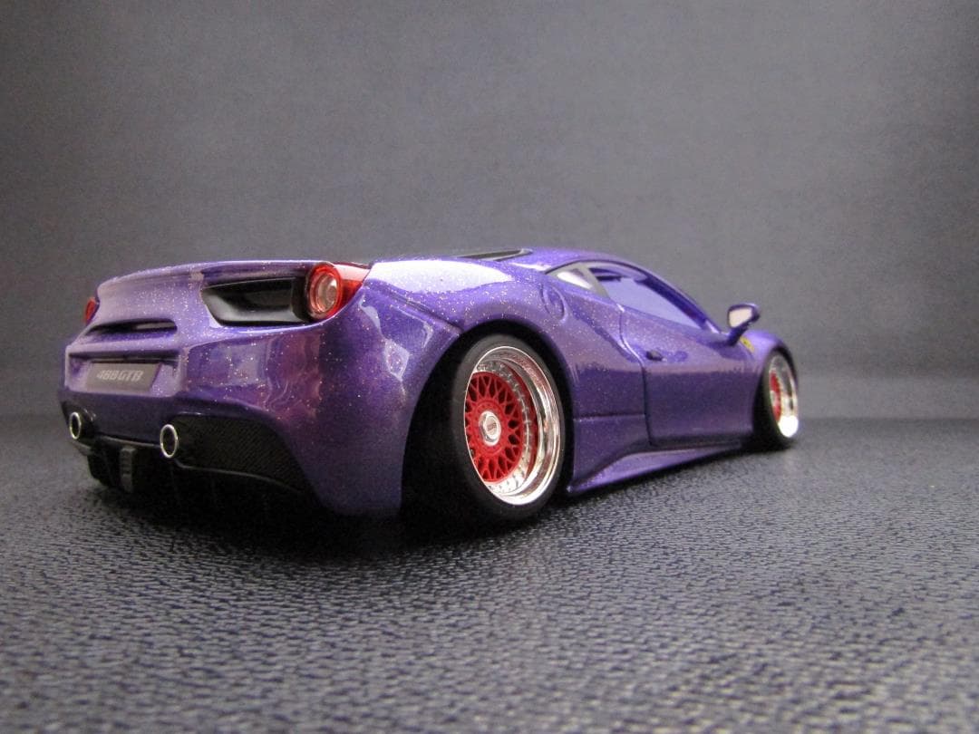 1/18　フェラーリ　Ferrari 488GTB 　オールペン　カスタム