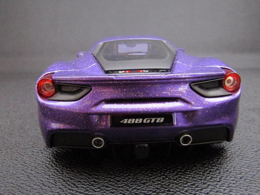 1/18　フェラーリ　Ferrari 488GTB 　オールペン　カスタム