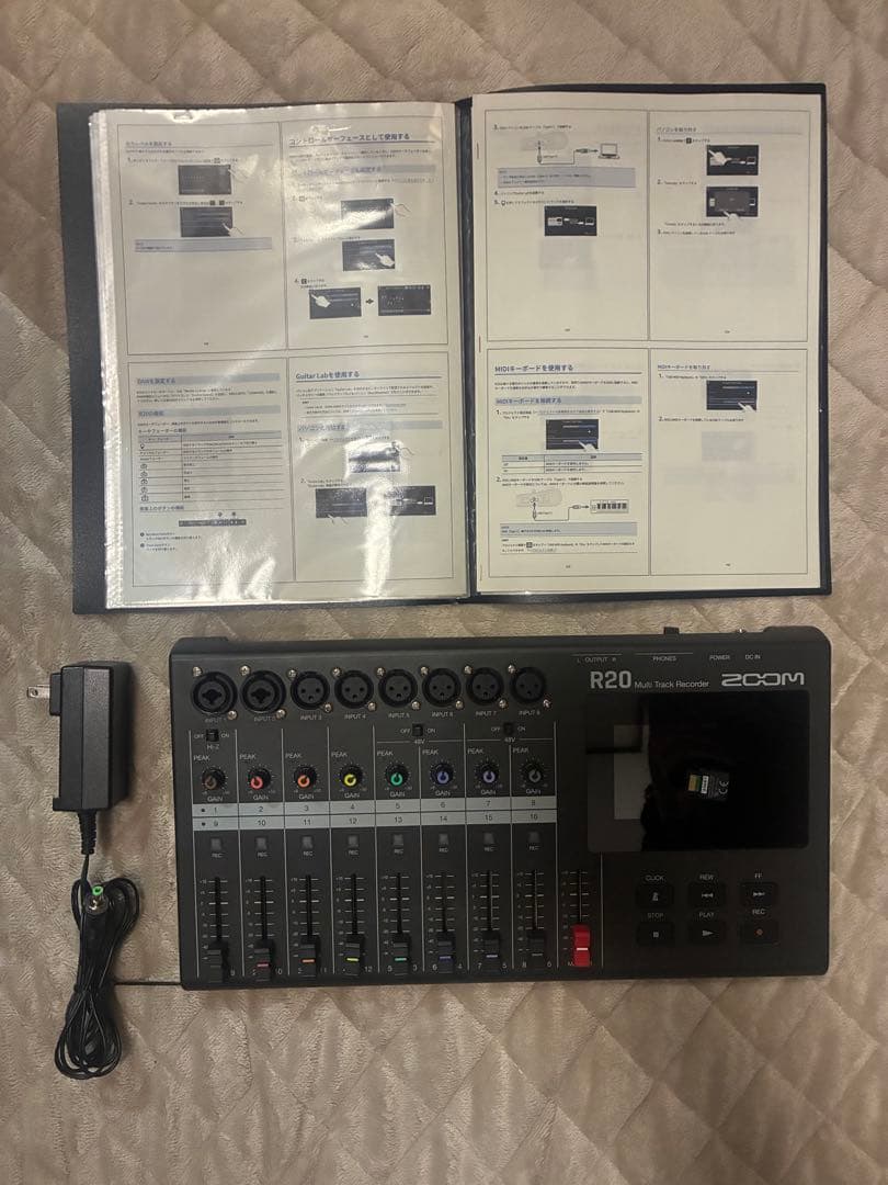 ZOOM R20 マルチトラックレコーダー