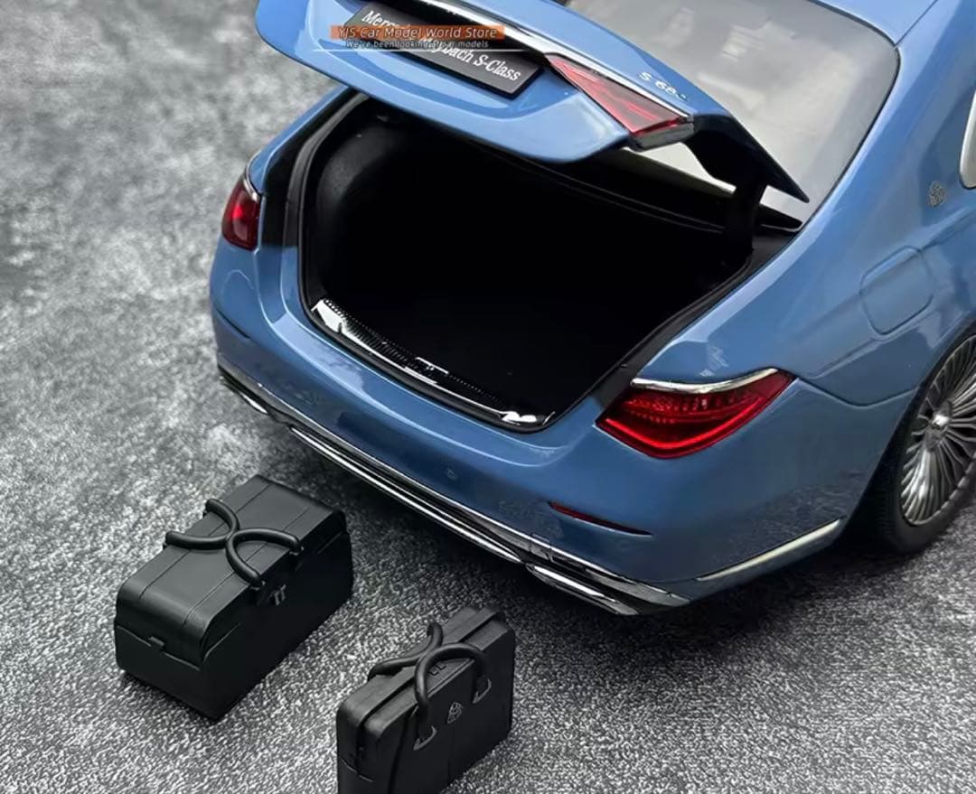 Mercedes-Maybach S-class 1/18スケールモデルミニカー