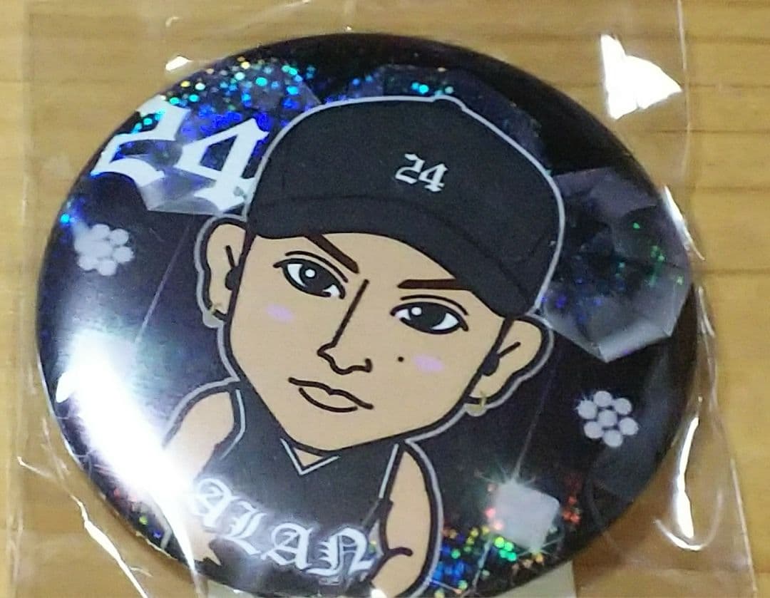 白濱亜嵐24karats 缶バッジ