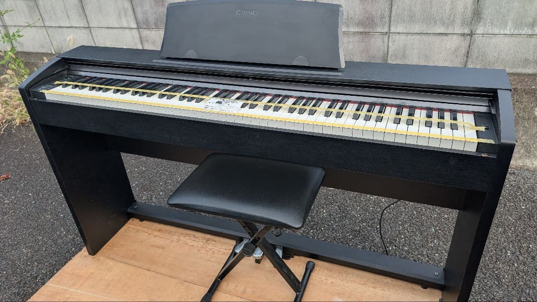 送料込み CASIO 電子ピアノ privia PX-735 2010年製激美品