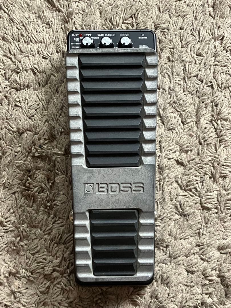 BOSS PW-10 ワウペダル ユニバイブ