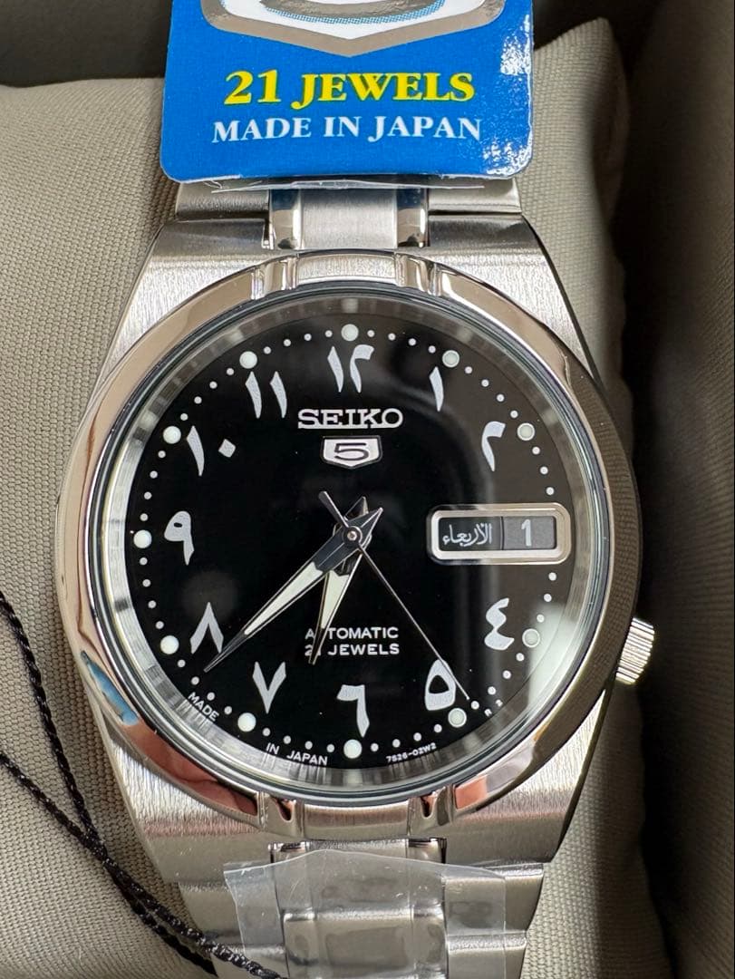 し*も様 新品SEIKO 5アラビック文字盤 藤原ヒロシ fragment 自動