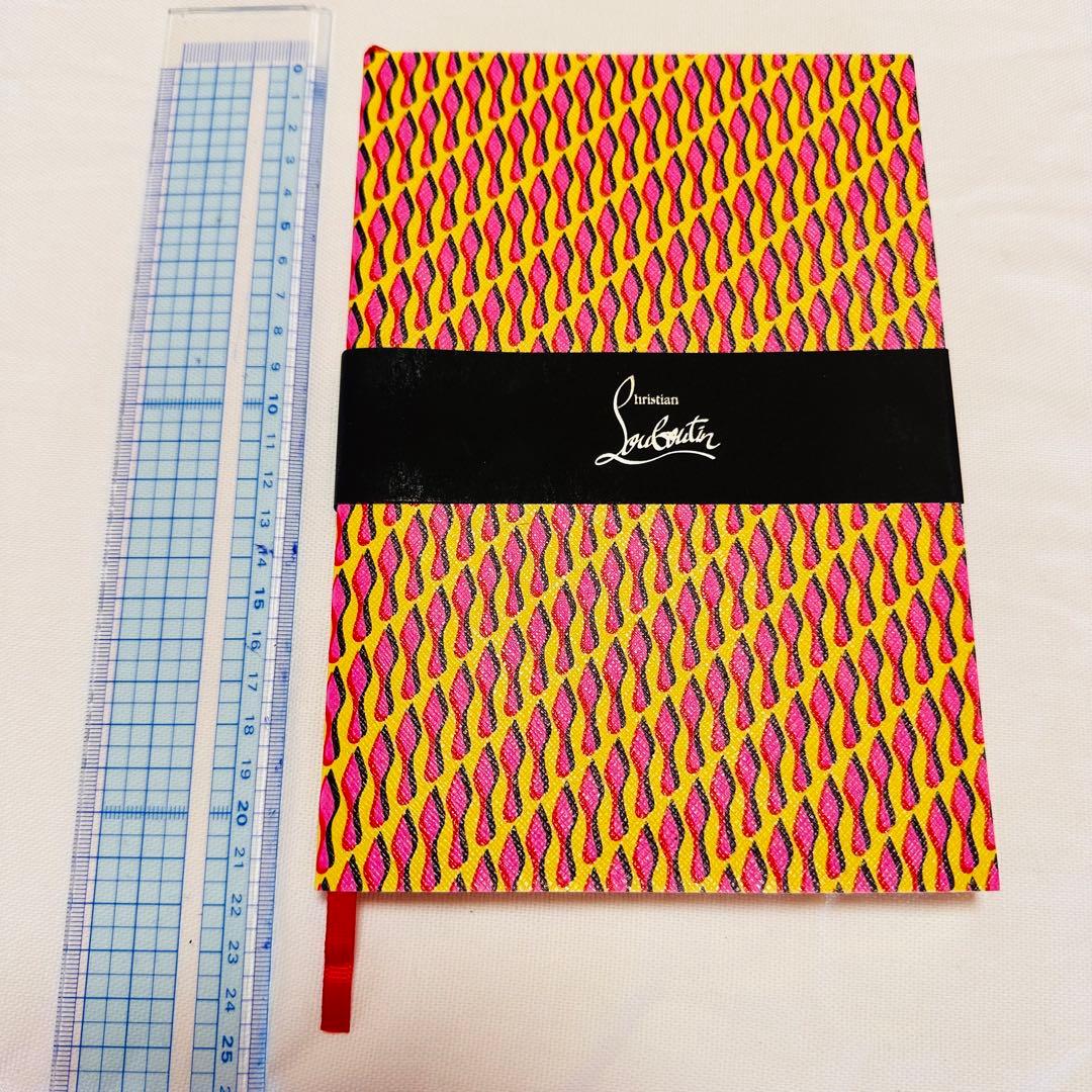 入手困難 レア クリスチャン・ルブタン ノート 非売品 コレクション