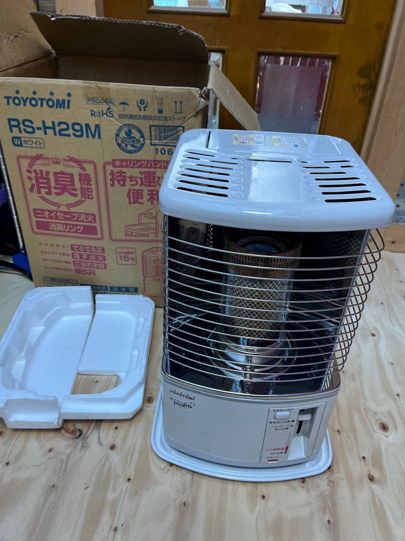 TOYOTOMI RS-H29M 灯油ストーブ ホワイト