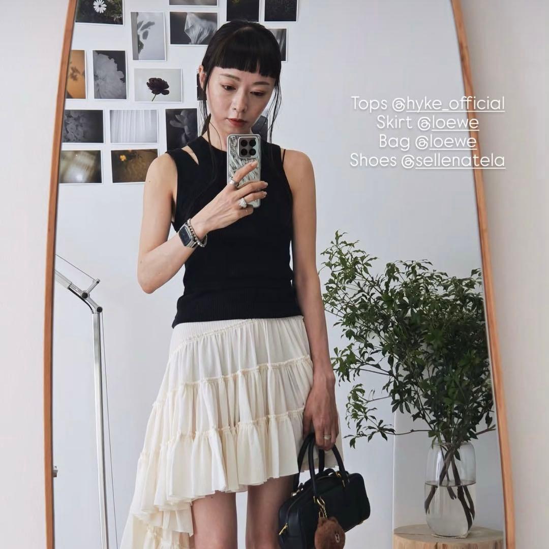 新品未使用 HYKE ホワイト アシンメトリック タンクトップ