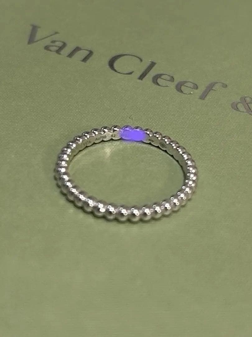 ヴァンクリーフ&アーペル　ペルレ スモール WG 52号