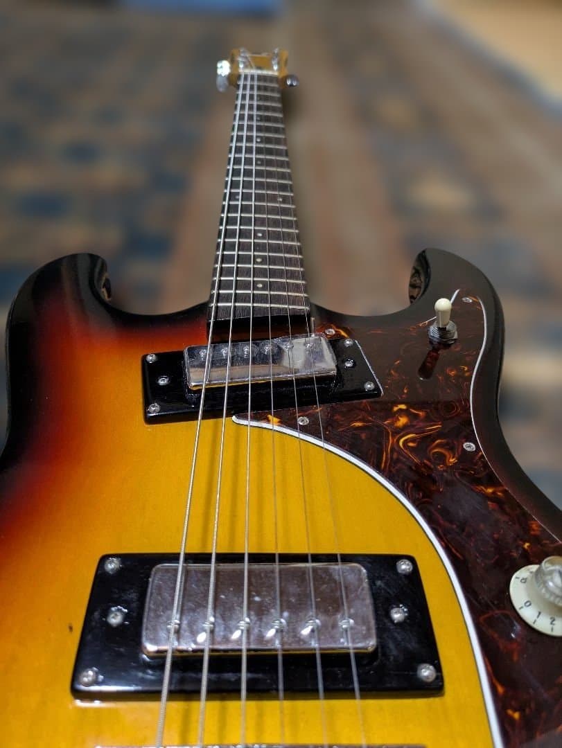 モズライト　ギター