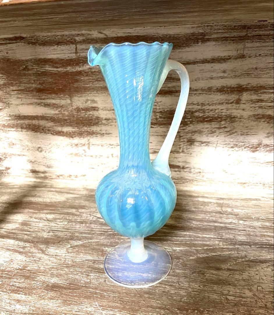 フランスアンティーク オパールセントガラス オパリン 花瓶 フラワーベース 花器