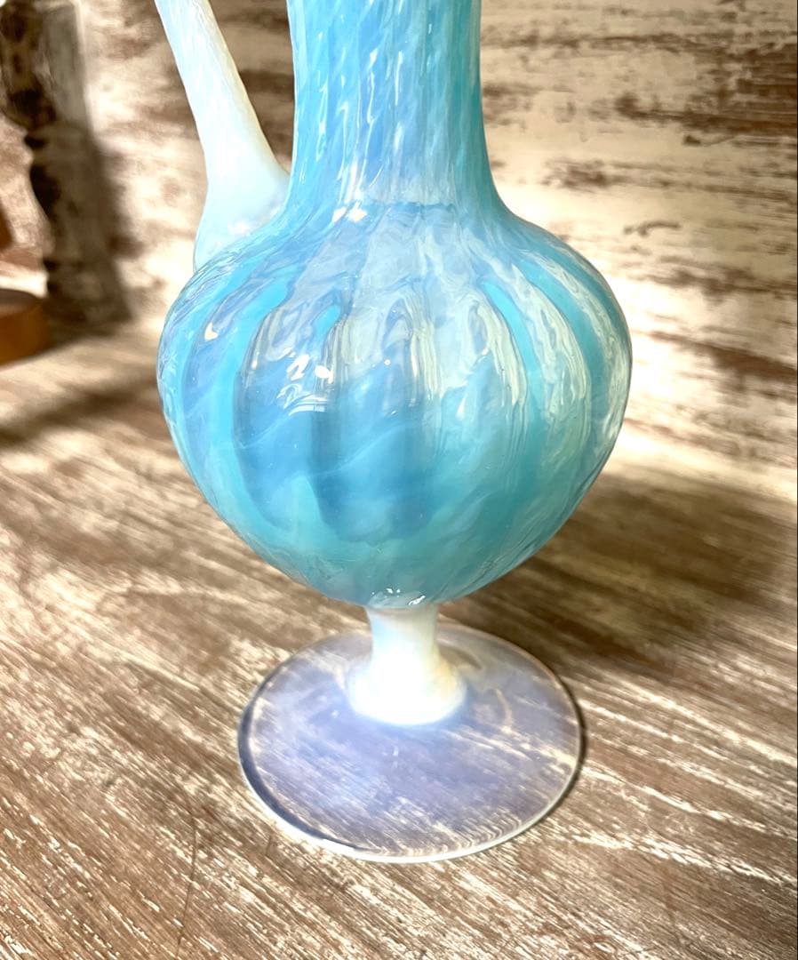 フランスアンティーク オパールセントガラス オパリン 花瓶 フラワーベース 花器