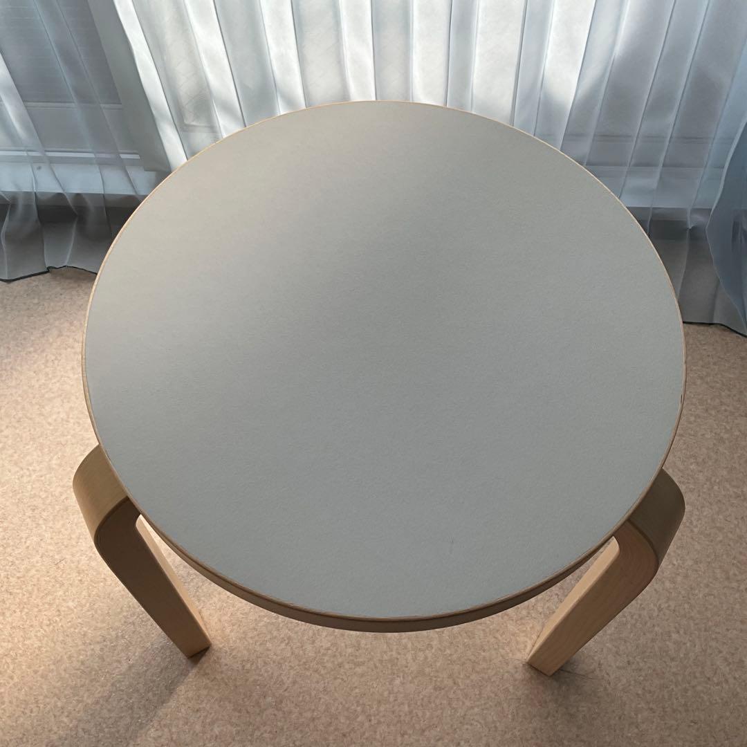 stool60 scope別注リノリウム ヴェイパー 3本脚