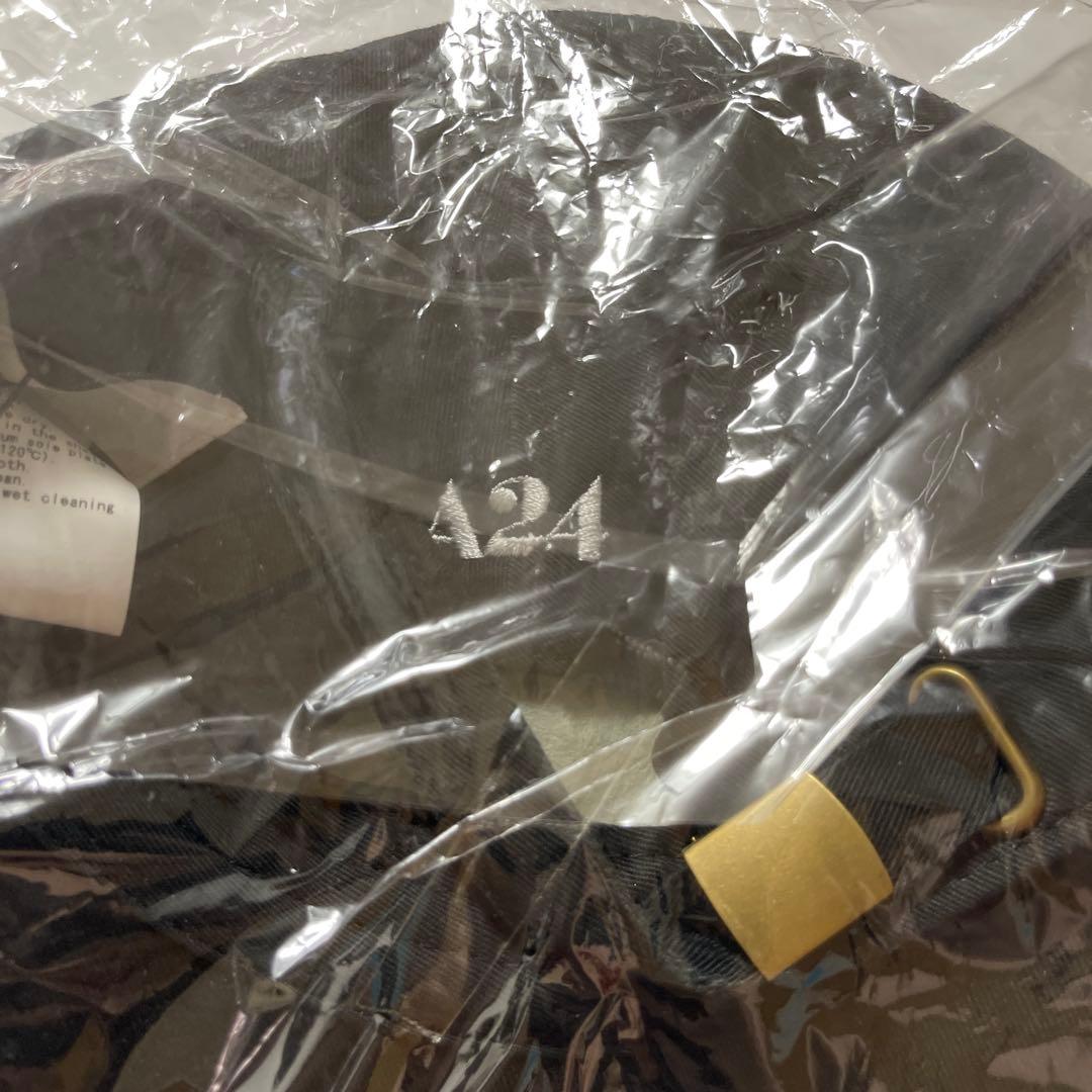 VA A24キャップブラック