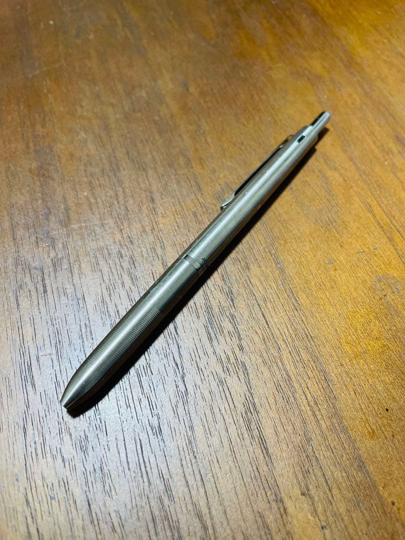 PILOT パイロット　細字3色　廃盤　振り子式　多色ペン