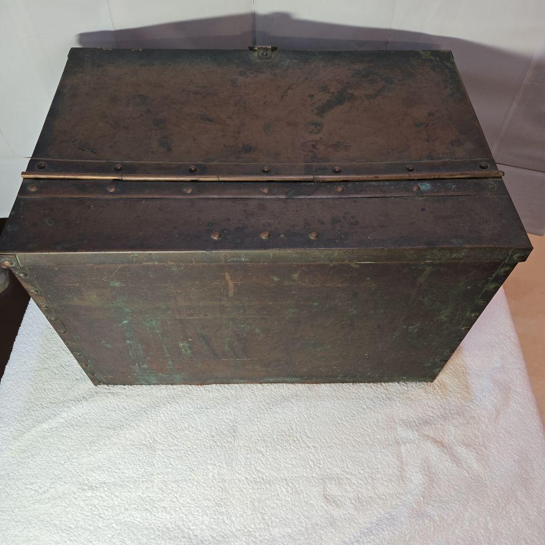 ブラスさん専用です　銅製箱　古民具　銭函　銭箱　千両箱　銅製金具　ボテ箱