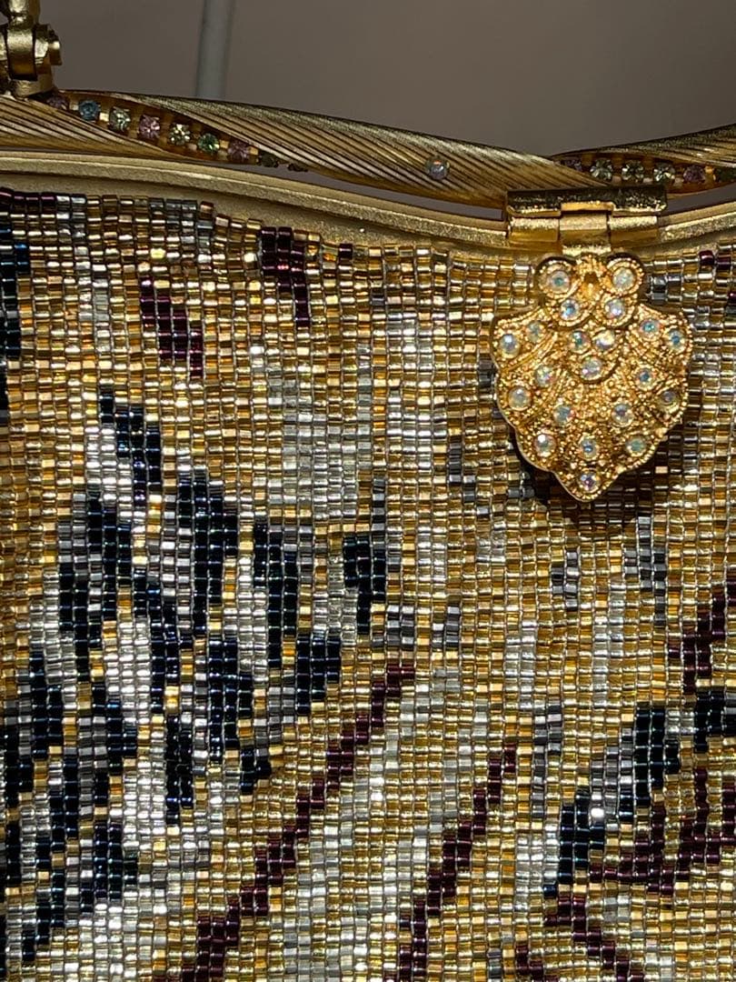 delicat ビーズ織り 花柄 パーティーバッグ フリンジ付き