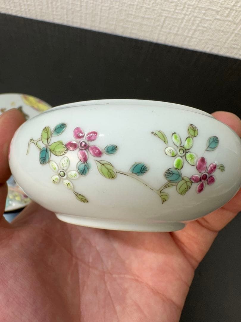 中国 清時代　咸豊年製　粉彩 香合 古美術　骨董　アンティーク