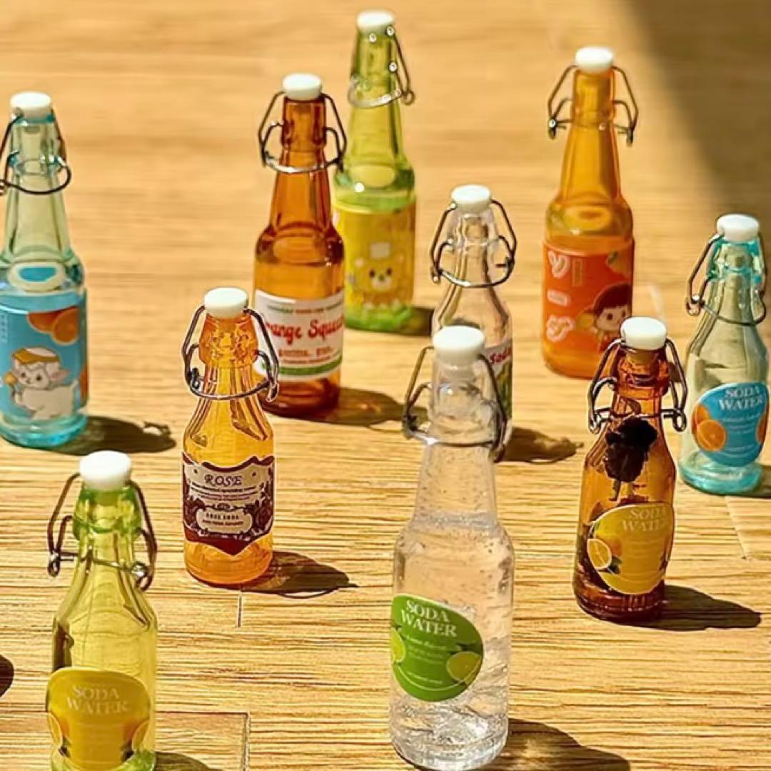 ミニチュア　ボトル2本セット×５色セット　ガラス瓶　ガラスジャー　ドールハウス