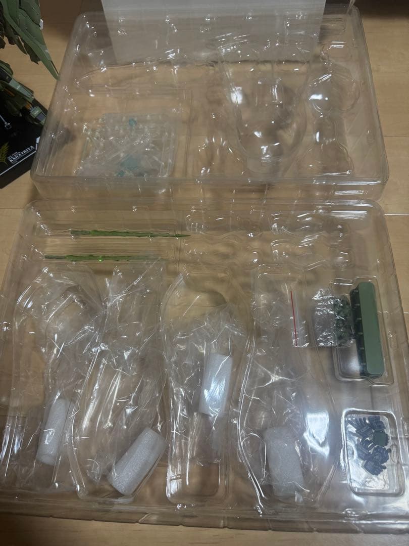 海外製クシャトリヤメタルビルド風フィギュア