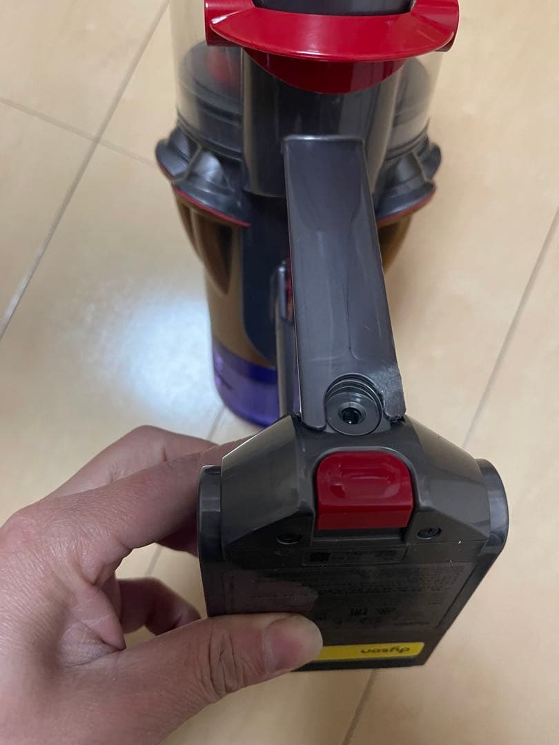 【美品】ダイソン digital slim SV18 スタンド付けエコー４４分