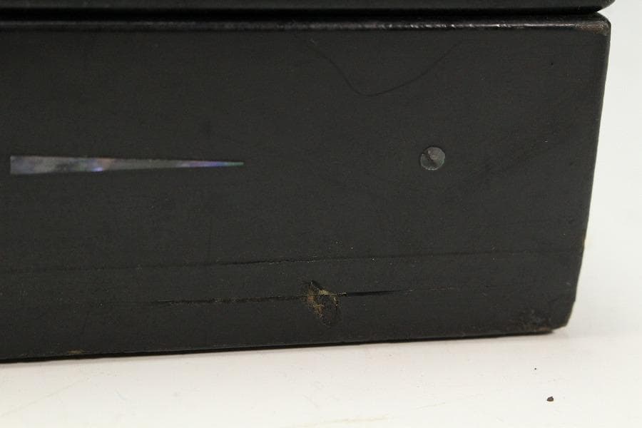 螺鈿 三つ葉葵 徳川紋 鍔 箱(K-LC769)