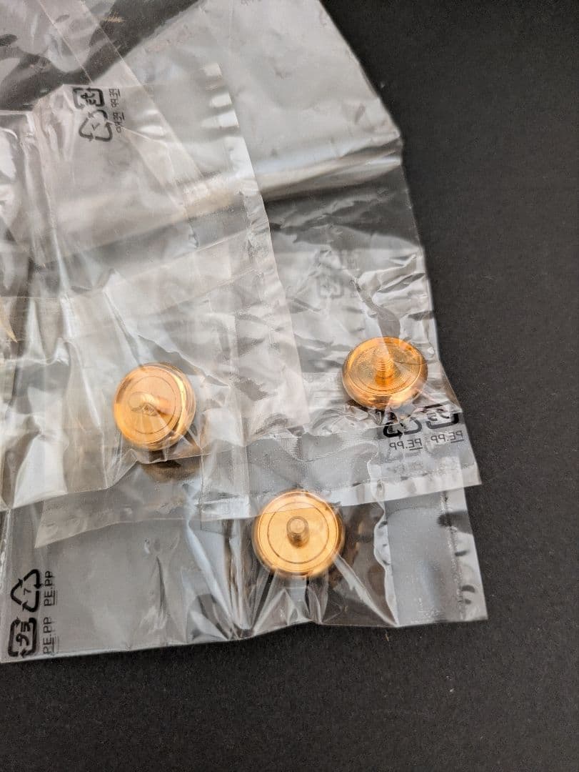 トランペット用　金メッキピストンボタン３個セット