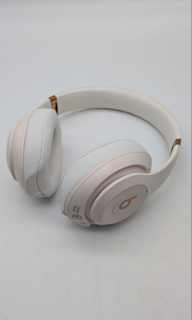 Beats Studio3 Wireless ホワイト/ゴールド