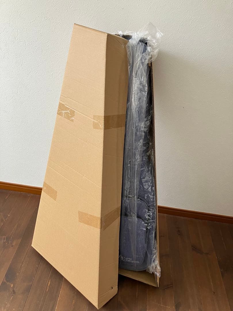 美品 AriaProII 714-AE200 エレキギター ラベンダー　パープル