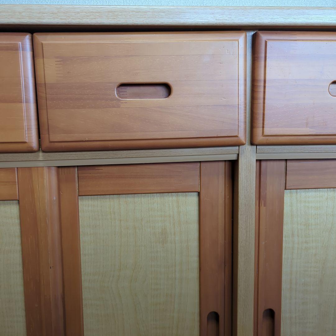 カウンター下引き戸キャビネット