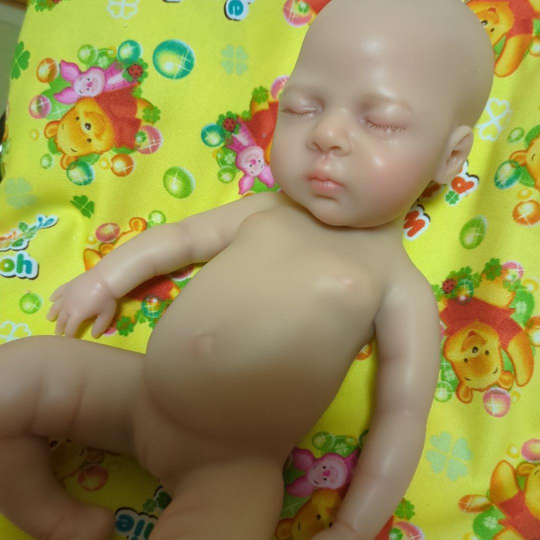 最終価格 リボーンドール フルシリコン 寝顔が綺麗な女の子 未熟児 30センチ