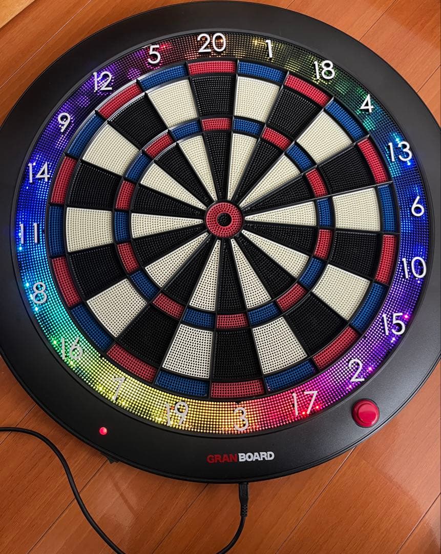 【もち】GRAN BOARD 3 ダーツボードおよびダーツ台