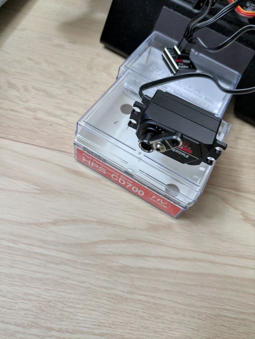 Futaba HPS-CD700 & GYD-550 サーボセット