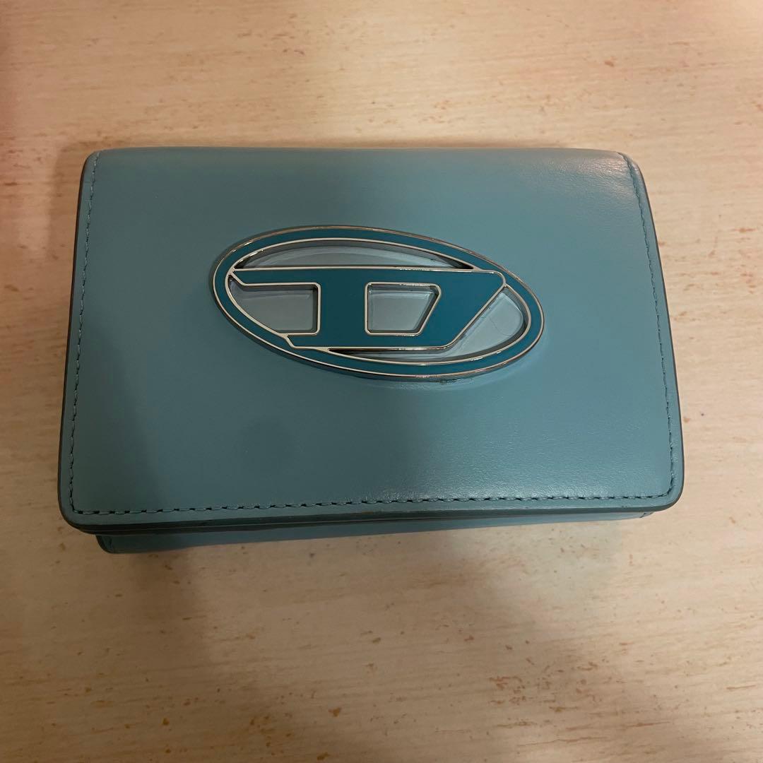 DIESEL ディーゼル　Dロゴ　カウレザー　三つ折りウォレット
