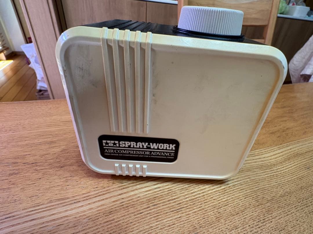 タミヤ　SPRAY-WORK エアコンプレッサー ADVANCE セット