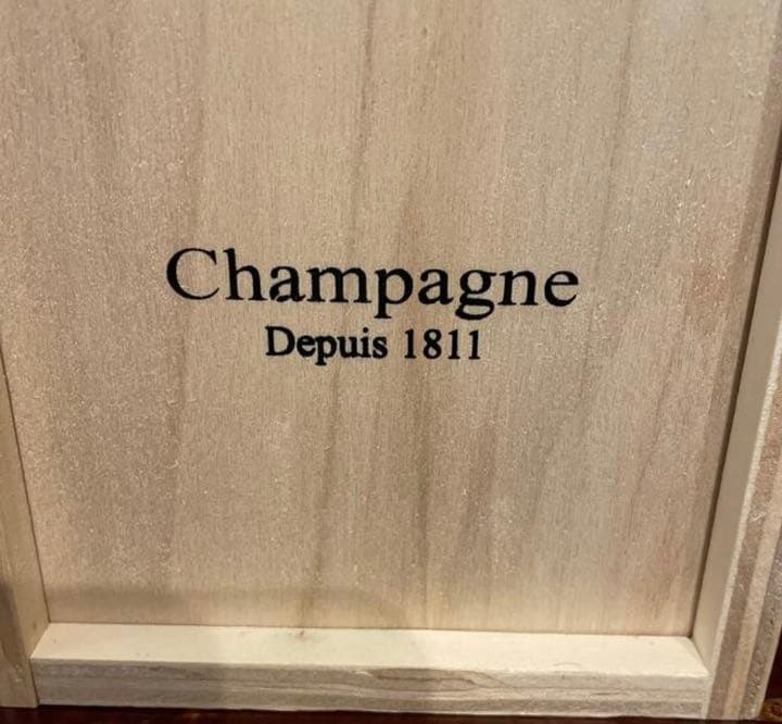 ストラディバリウス　シャンパン